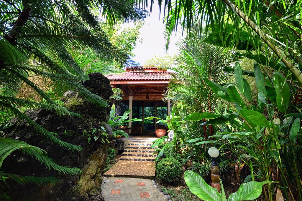 Hotel Khaosok And Spa Khao Sok National Park Exterior photo